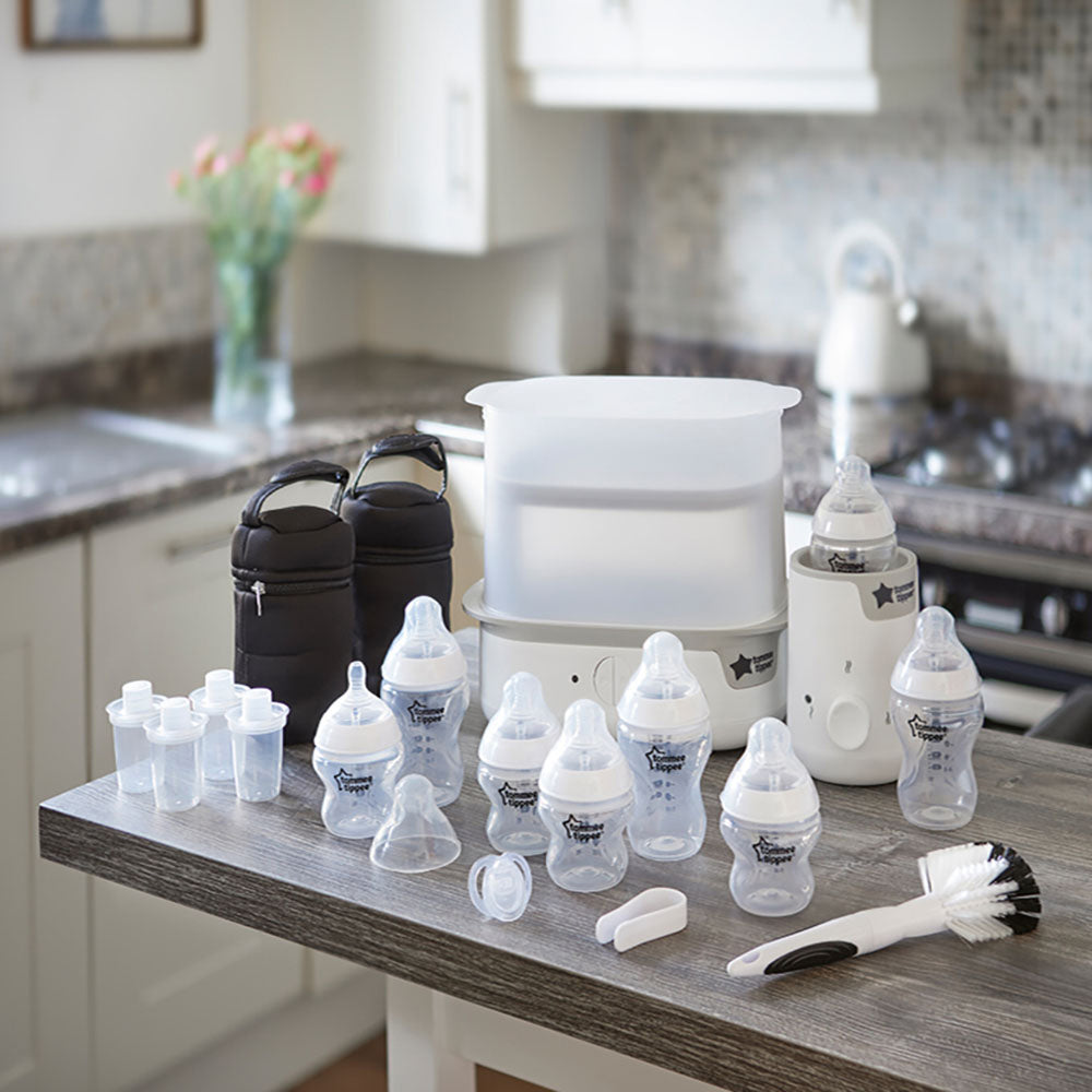 Tommee Tippee Closer to Nature Complete Feeding Set with Electric Steam Steriliser