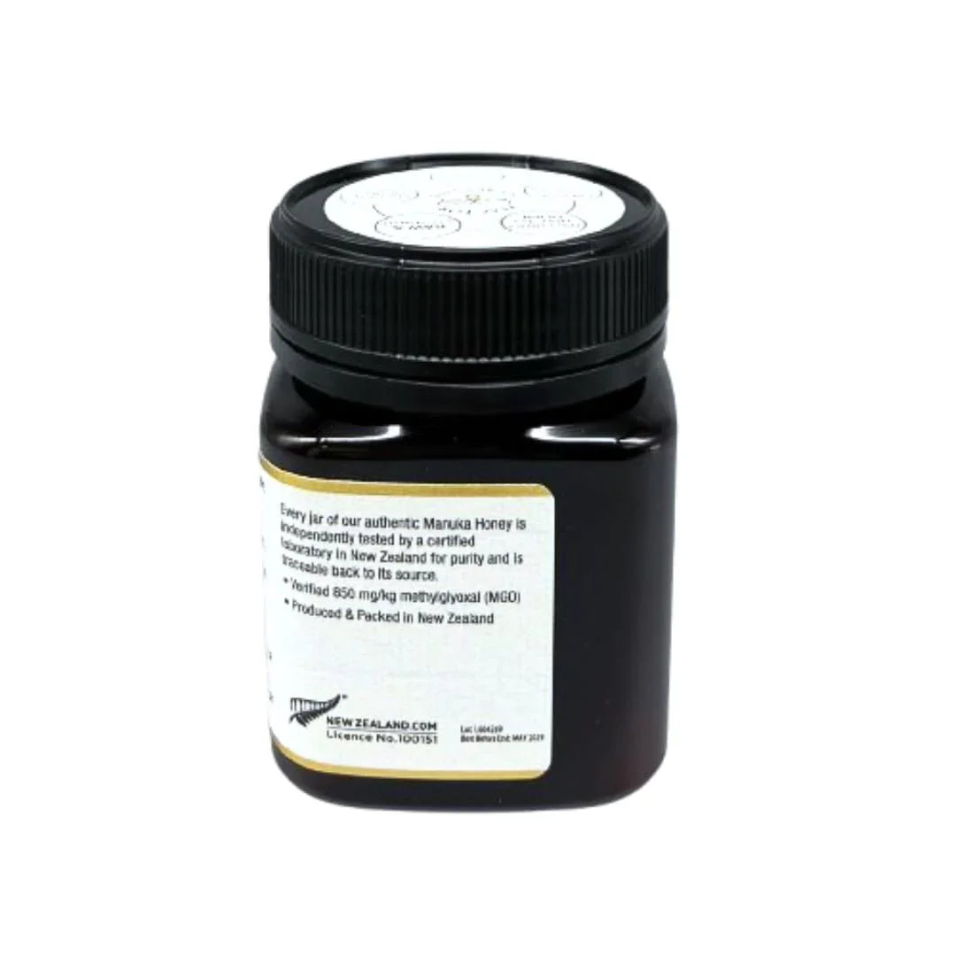Wedderspoon Raw Manuka Honey 850 MGO - Pure, Unpasteurised, Non-GMO, BPA-Free Packaging, Kfactor Rated, Third-Party Lab Tested, Traceable to the Hive (250g)
